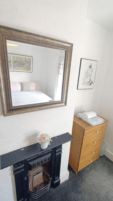 Cntrl Reading Modernized 3 Bedroom House Eksteriør billede